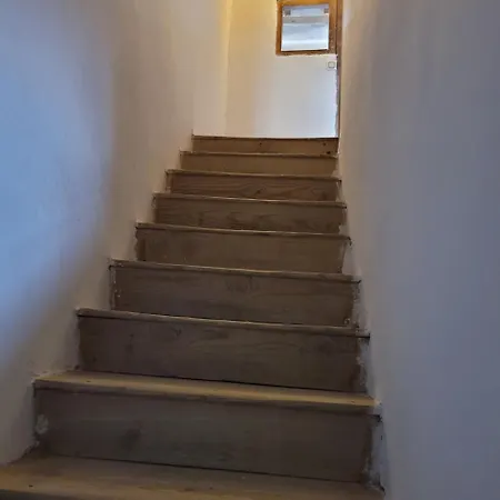 Independiente Con Acceso A Patio Y Piscina La Nueva Candeleda