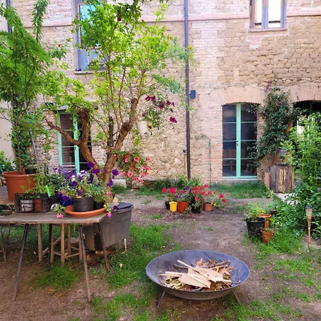 Independiente Con Acceso A Patio Y Piscina La Nueva Apartamento