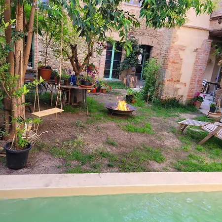 Duplex Independiente Con Acceso A Patio Y Piscina La Nueva Apartament