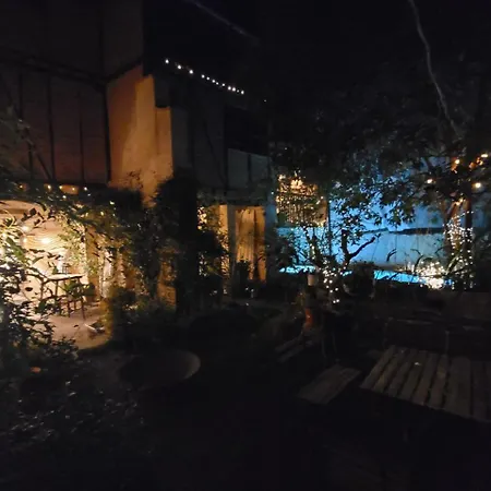 Independiente Con Acceso A Patio Y Piscina La Nueva *