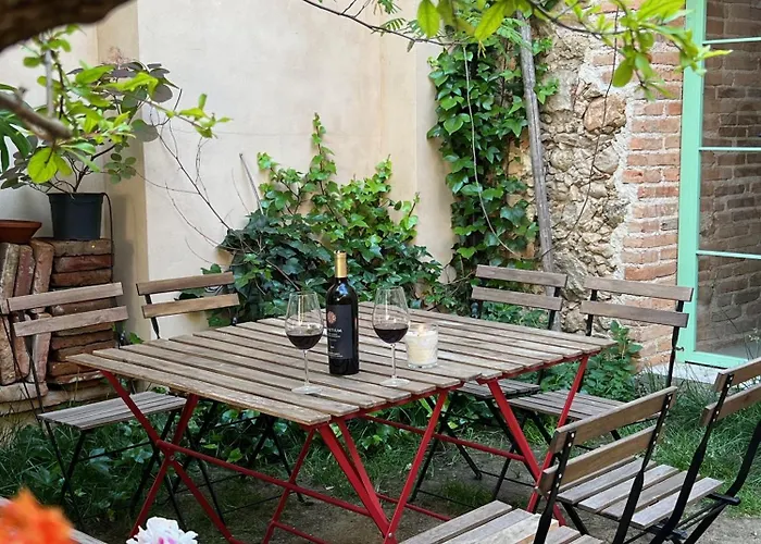 Duplex Independiente Con Acceso A Patio Y Piscina La Nueva Candeleda